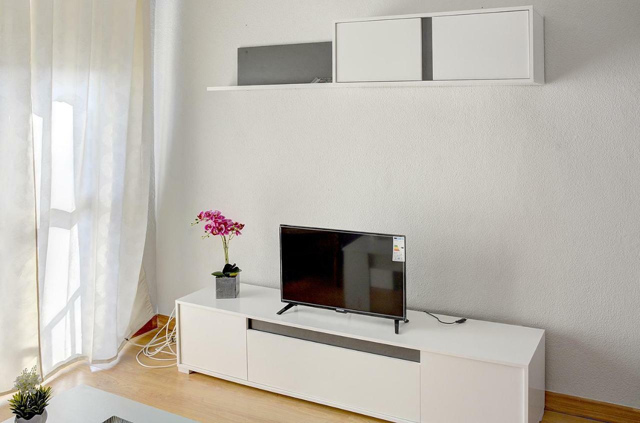 Apartamento Pureza Севиля Екстериор снимка