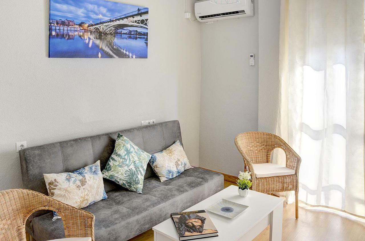 Apartamento Pureza Севиля Екстериор снимка