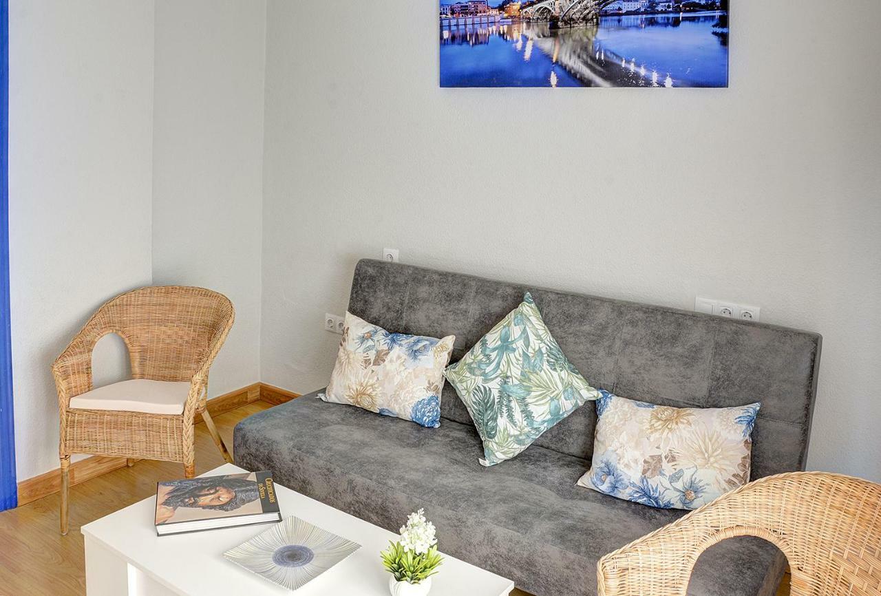 Apartamento Pureza Севиля Екстериор снимка